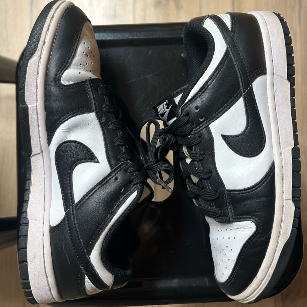 Used Women’s Panda Dunks sz 8.No inner Inserts. See all pics &ask any questions